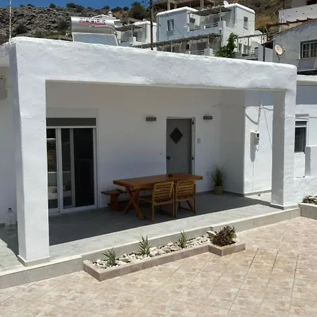 Lefkes Beach Suite Kythnos